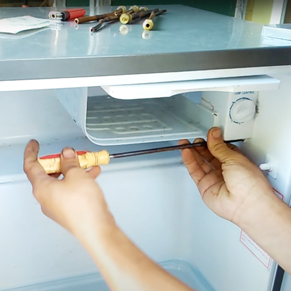 sửa chữa tủ lạnh panasonic